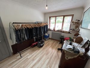 Photo 17- click for photo gallery